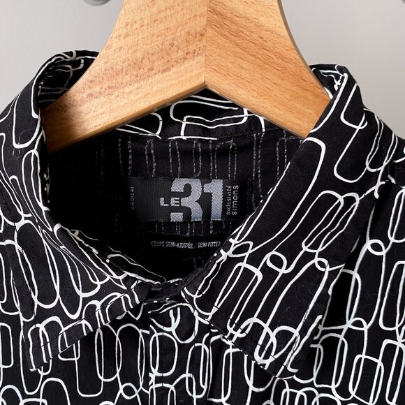 🌿 Black & White Geometric Print Semi Fitted Cotton Button Down Shirt by Le 31 - Picture 9 of 9